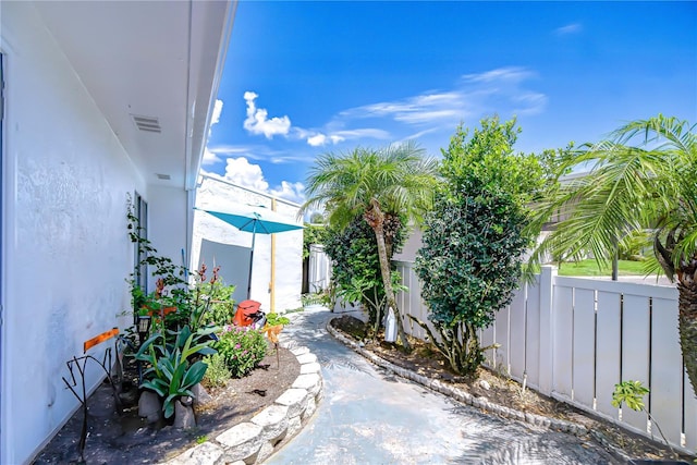 1655 S Highland Ave Unit B118, Clearwater, FL 33756 - view of fenced backyard