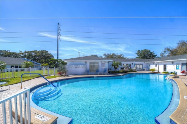 1655 S Highland Ave Unit B118, Clearwater, FL 33756 - community pool with a patio area