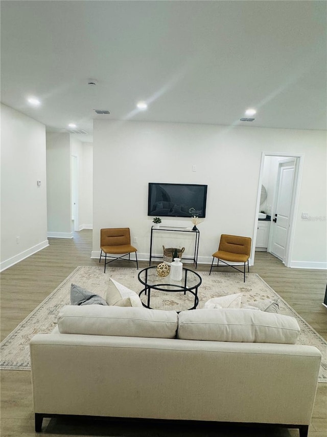 723 W 113th Ave, Tampa, FL 33612 - photo 5