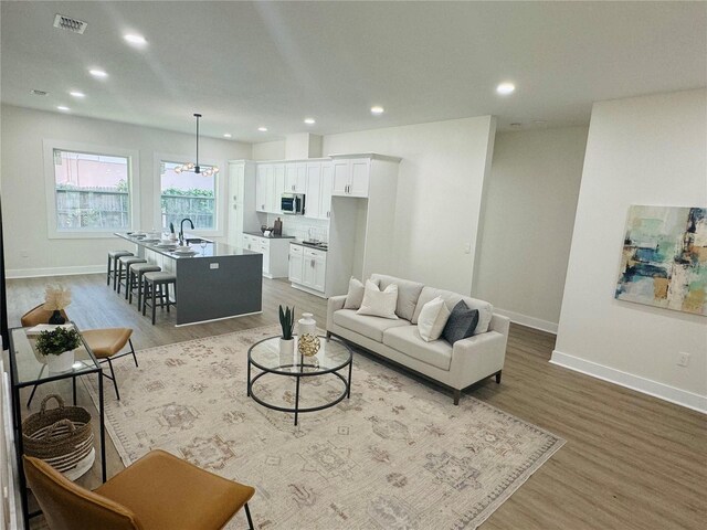 723 W 113th Ave, Tampa, FL 33612 - photo 6