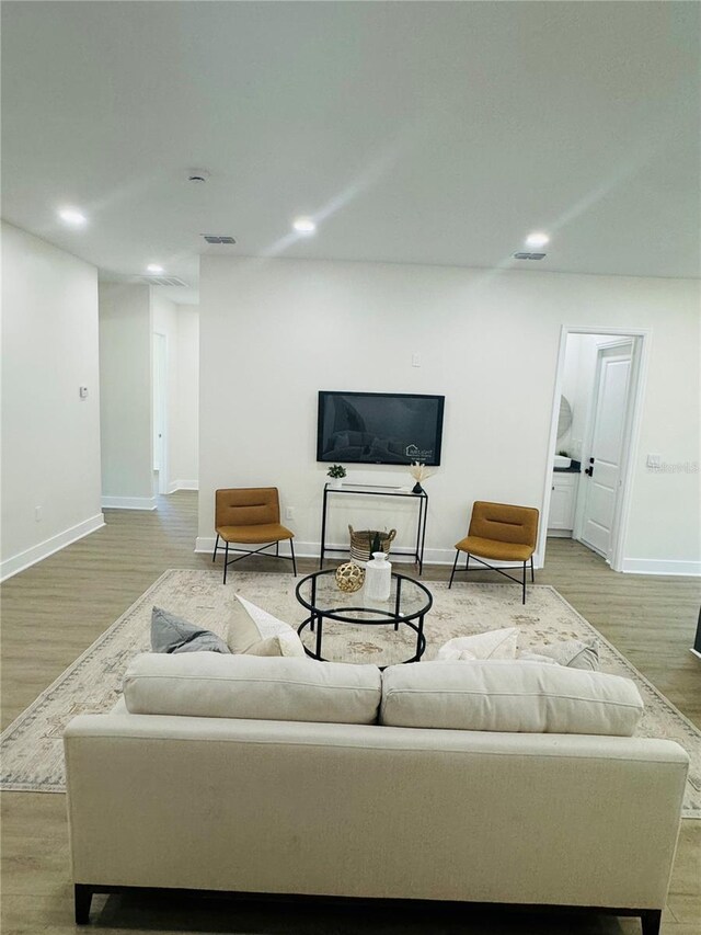 723 W 113th Ave, Tampa, FL 33612 - photo 21