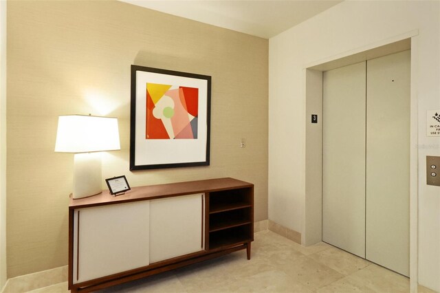400 4th Ave S Unit 301, Saint Petersburg, FL 33701 - hall featuring elevator