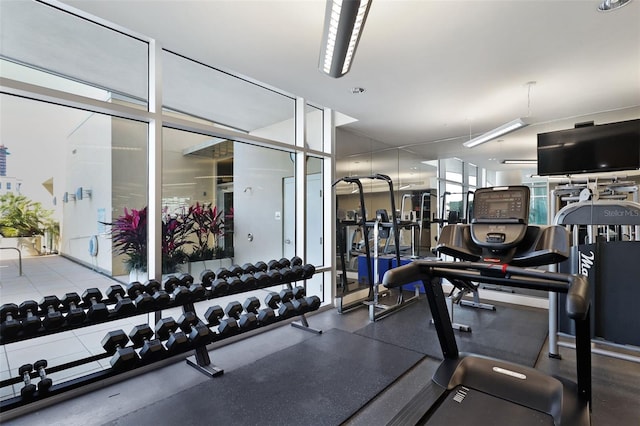 400 4th Ave S Unit 301, Saint Petersburg, FL 33701 - view of gym