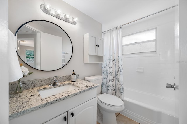 10599 111th Ave N, Largo, FL 33773 - bathroom with vanity, toilet, plenty of natural light, and shower / bathtub combination with curtain