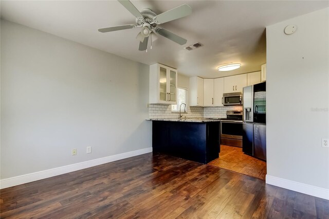 1858 Michigan Ave NE, Saint Petersburg, FL 33703 - photo 6