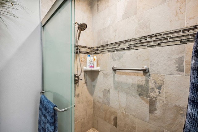 5143 Lochmead Ter, Zephyrhills, FL 33541 - full bathroom with a stall shower