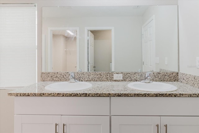 13016 Boggy Creek Dr, Riverview, FL 33579 - full bath featuring double vanity and a closet