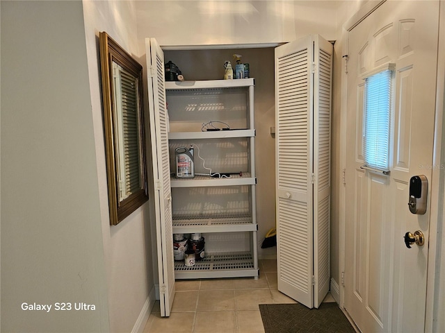 2221 Norwegian Dr Unit 15, Clearwater, FL 33763 - detailed view of baseboards