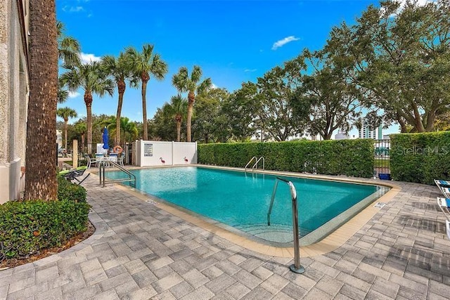 701 Mirror Lake Dr N Unit 103, Saint Petersburg, FL 33701 - photo 7