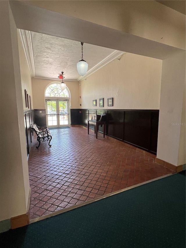 701 Mirror Lake Dr N Unit 103, Saint Petersburg, FL 33701 - photo 11