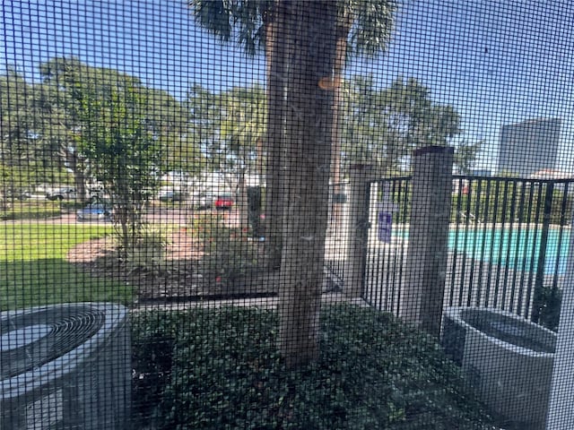 701 Mirror Lake Dr N Unit 103, Saint Petersburg, FL 33701 - photo 16