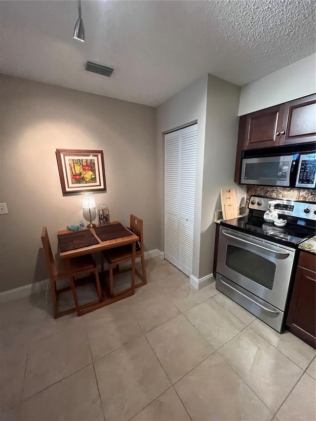 701 Mirror Lake Dr N Unit 103, Saint Petersburg, FL 33701 - photo 32