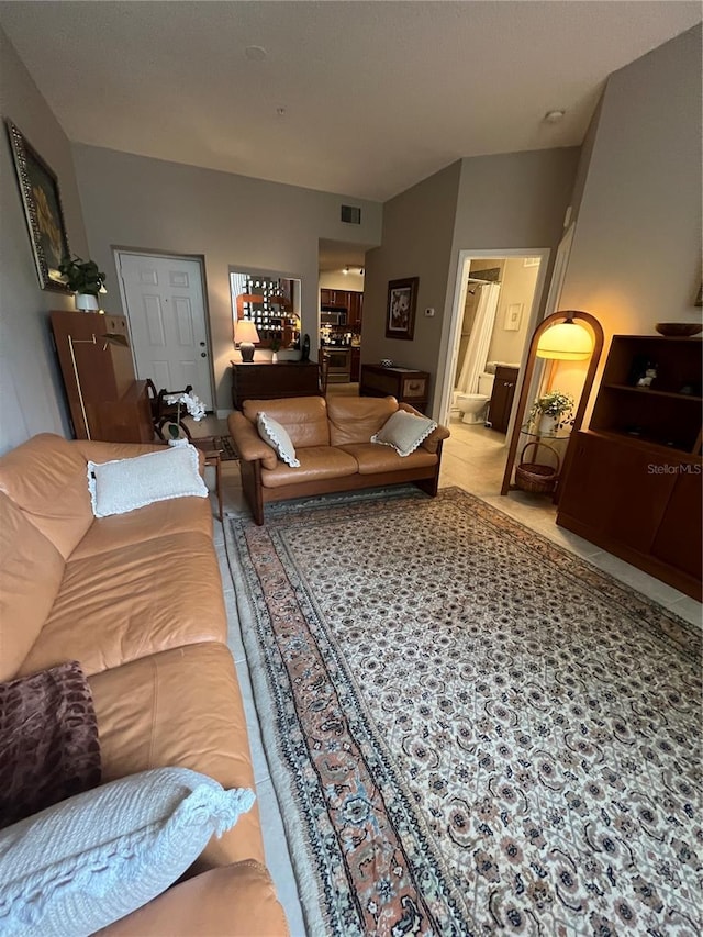 701 Mirror Lake Dr N Unit 103, Saint Petersburg, FL 33701 - photo 36