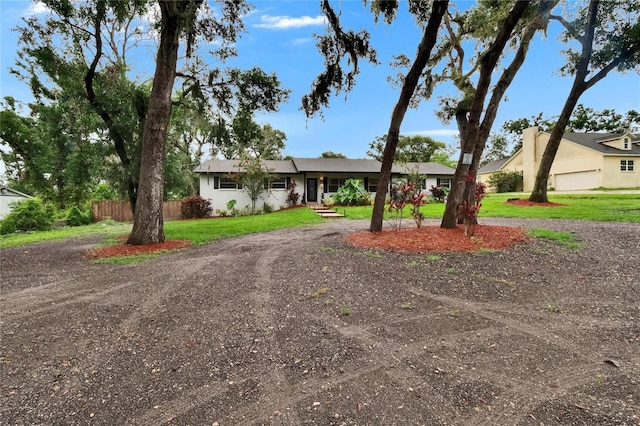 8222 Valrie Ln, Riverview, FL 33569 - single story home featuring driveway