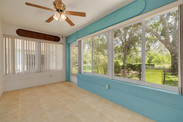 11078 Heathrow Ave, Spring Hill, FL 34609 - unfurnished sunroom featuring a ceiling fan