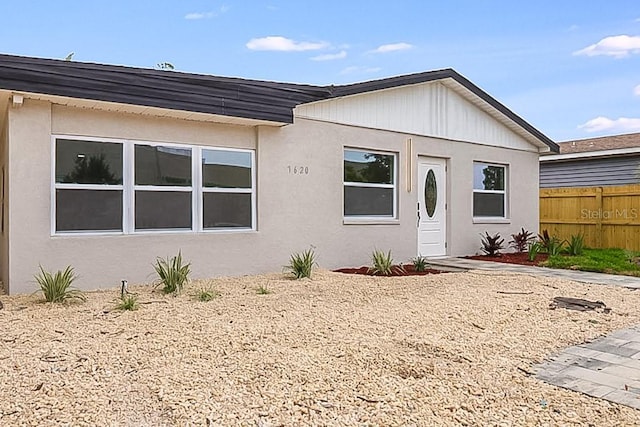 7620 N 74th St, Pinellas Park, FL 33781 - view of front facade featuring stucco siding