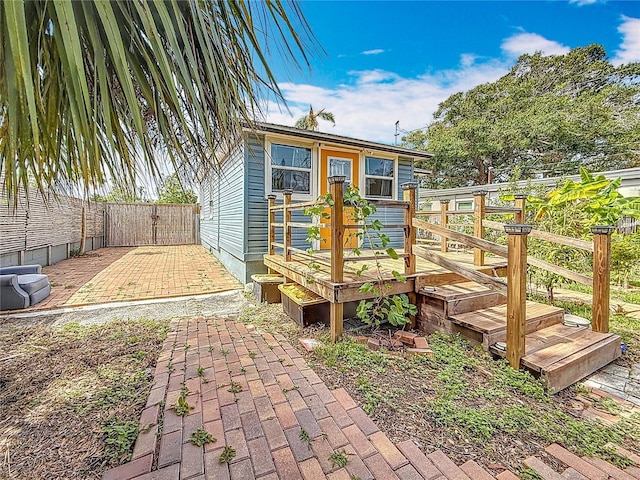 5005 Tangerine Ave S, Gulfport, FL 33707 - view of outdoor structure with a gate