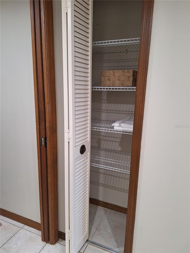 3536 Countrybrook Ln Unit 13, Palm Harbor, FL 34684 - view of closet