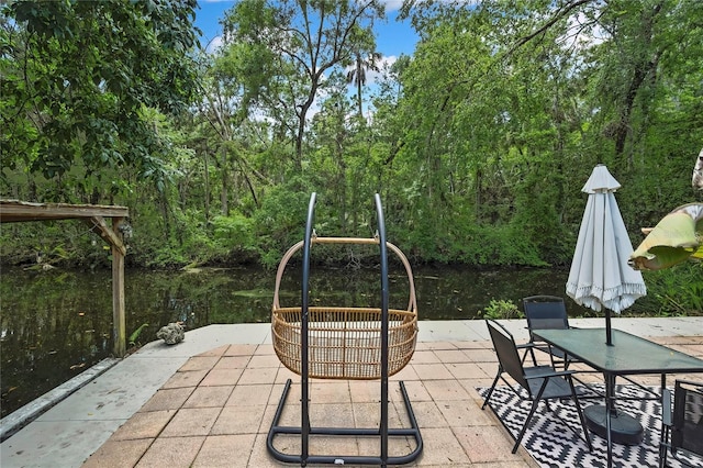 8944 W White Dogwood Dr, Homosassa, FL 34448 - view of patio / terrace featuring outdoor dining area