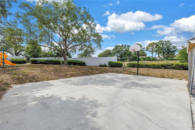 3300 Haviland Ct Unit 103, Palm Harbor, FL 34684 - view of basketball court with community basketball court