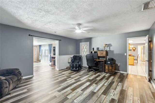 37331 Hickory Hill Ln, Dade City, FL 33525 - photo 30