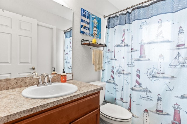 2053 Charleston Ln, Bartow, FL 33830 - bathroom with vanity, toilet, and a shower with shower curtain
