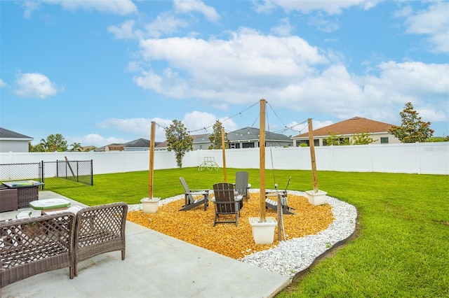 2053 Charleston Ln, Bartow, FL 33830 - view of patio / terrace featuring a residential view
