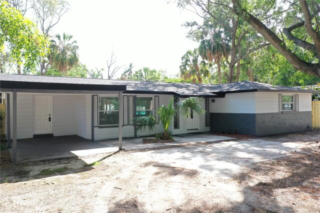 9218 Memorial Hwy, Tampa, FL 33615 - photo 1