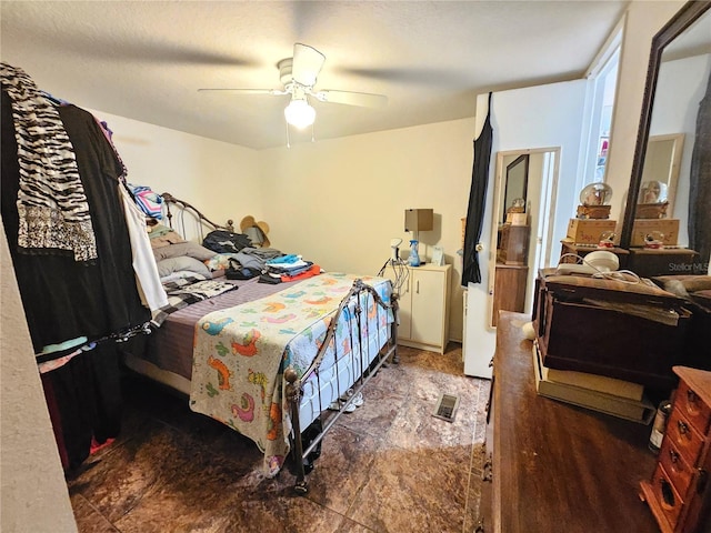 4352 Joy Dr, Land O Lakes, FL 34638 - bedroom with ceiling fan