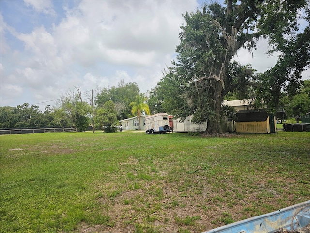 4352 Joy Dr, Land O Lakes, FL 34638 - view of yard