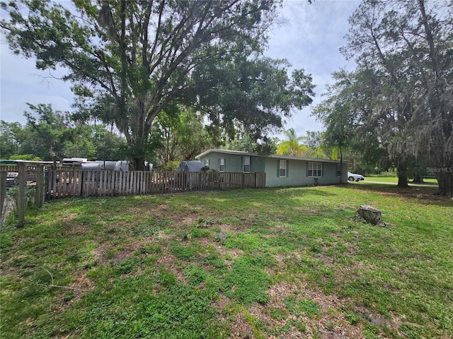 4352 Joy Dr, Land O Lakes, FL 34638 - view of yard