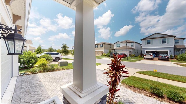 17714 Everlong Dr, Land O Lakes, FL 34638 - photo 3