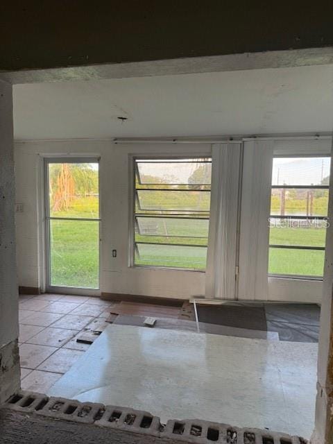 2518 Mabry St, Tampa, FL 33618 - view of unfurnished dining area