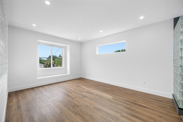805 Paris Ave S, Saint Petersburg, FL 33701 - photo 8