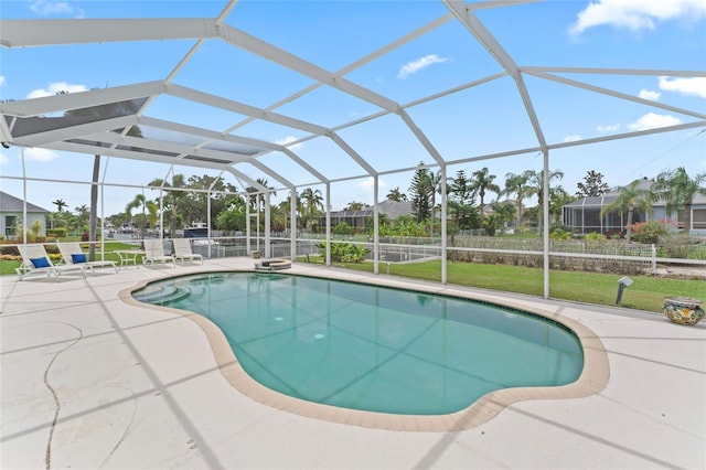 4306 Barracuda Dr, Bradenton, FL 34208 - swimming pool with a patio area and a yard