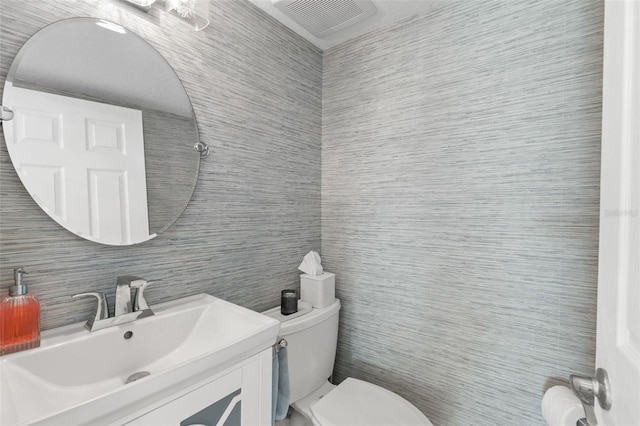433 S Paula Dr Unit 31, Dunedin, FL 34698 - bathroom with tile walls and vanity