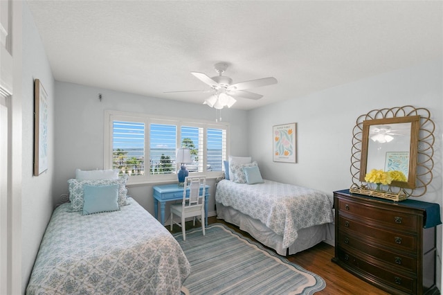 433 S Paula Dr Unit 31, Dunedin, FL 34698 - bedroom featuring wood finished floors and ceiling fan
