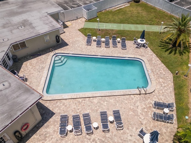 433 S Paula Dr Unit 31, Dunedin, FL 34698 - community pool featuring a patio area
