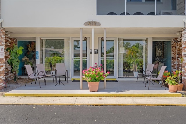 416 73rd Ave N Unit 205, Saint Petersburg, FL 33702 - photo 2