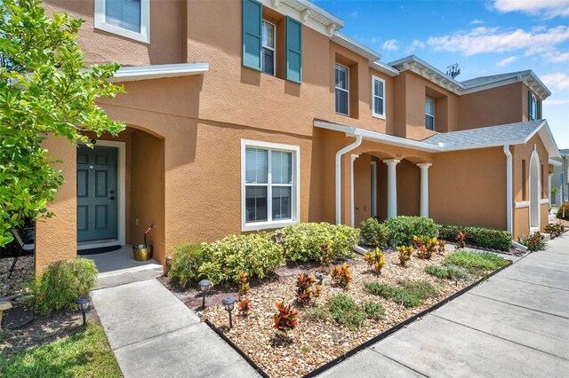 2007 Searay Shore Dr, Clearwater, FL 33763 - photo 1