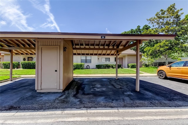 50 Ingrid Pl Unit 50, Oldsmar, FL 34677 - view of partially covered parking lot