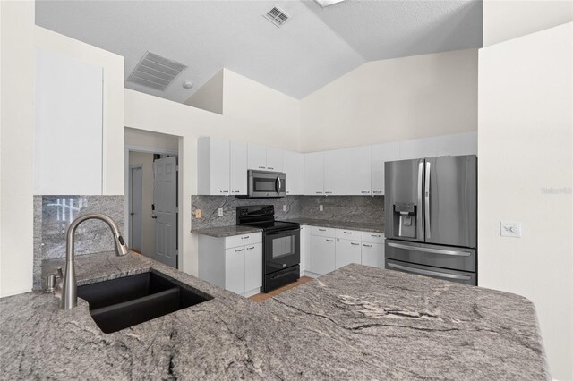 6009 Cedarwood Ln, Bradenton, FL 34203 - photo 13