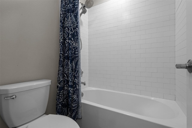 4077 Cadence Loop, Land O Lakes, FL 34638 - full bath featuring toilet and shower / bath combination with curtain