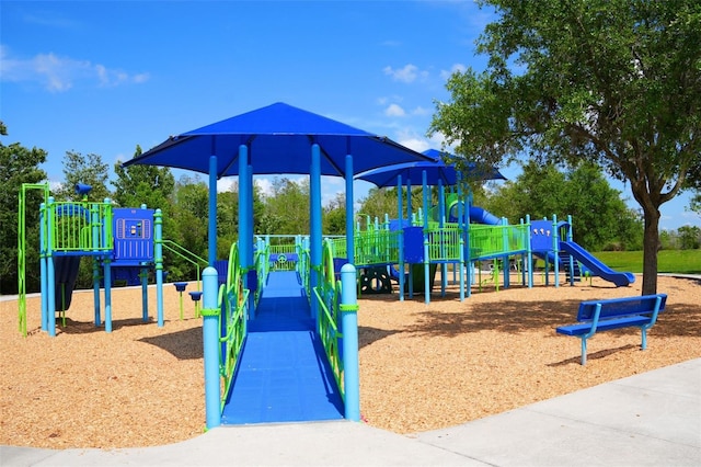 4077 Cadence Loop, Land O Lakes, FL 34638 - view of communal playground