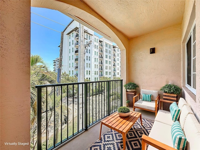 2015 SE 10th Ave Unit 123, Fort Lauderdale, FL 33316 - balcony with an outdoor living space