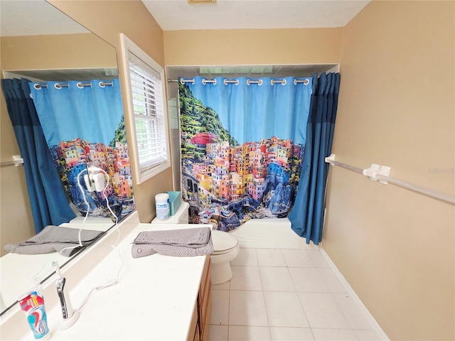 2975 E Withlacoochee Trl, Dunnellon, FL 34434 - bathroom with curtained shower, vanity, and tile patterned floors