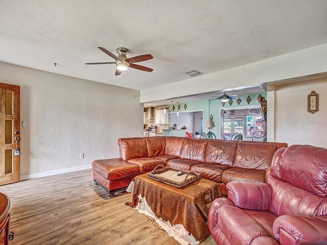 2160 NE Coachman Rd, Clearwater, FL 33765 - photo 3