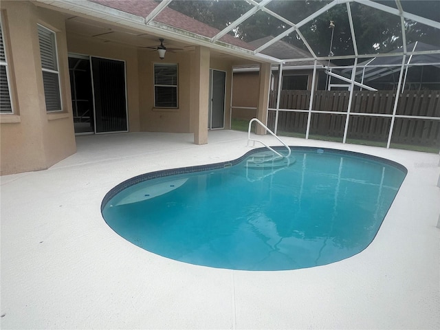 19104 Cellini Pl, Lutz, FL 33558 - view of pool featuring a patio area, ceiling fan, and a lanai