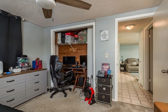 7901 Marlboro Dr, Port Richey, FL 34668 - office featuring a textured ceiling and ceiling fan