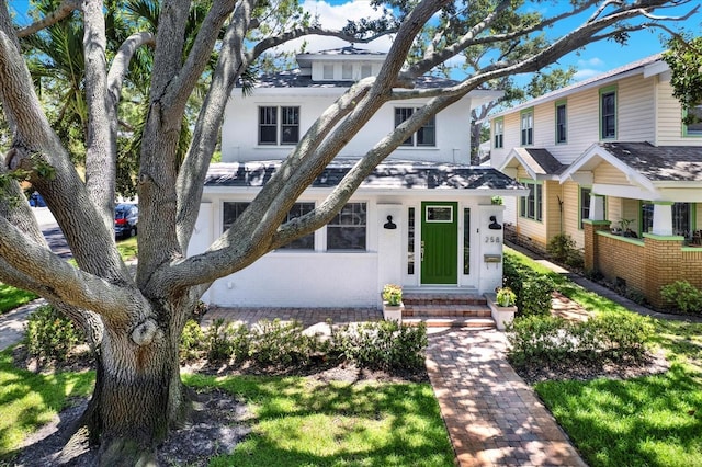 258 14th Ave NE, Saint Petersburg, FL 33701 - traditional style home with stucco siding